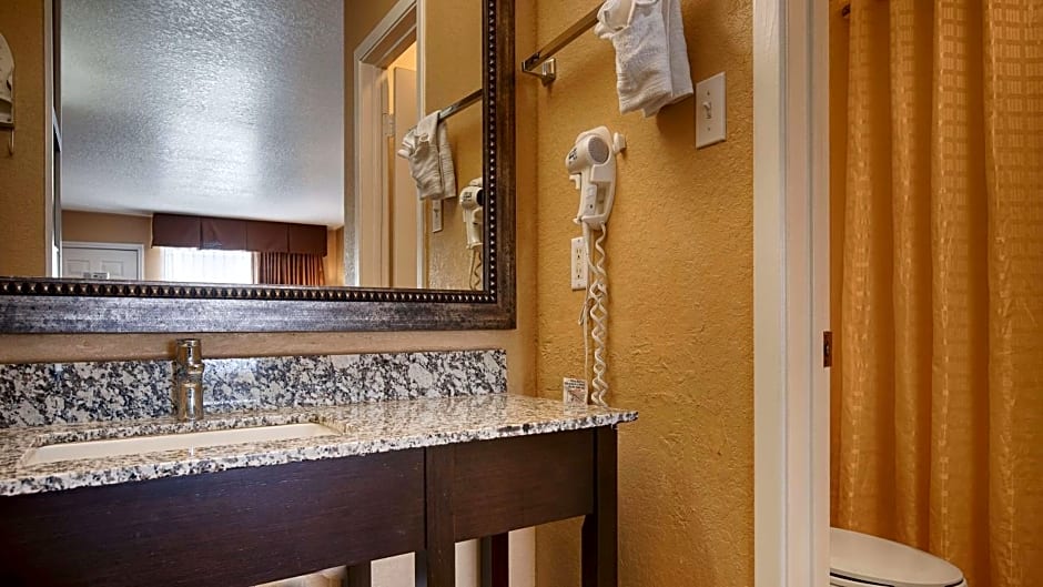 SureStay Hotel by Best Western Floresville