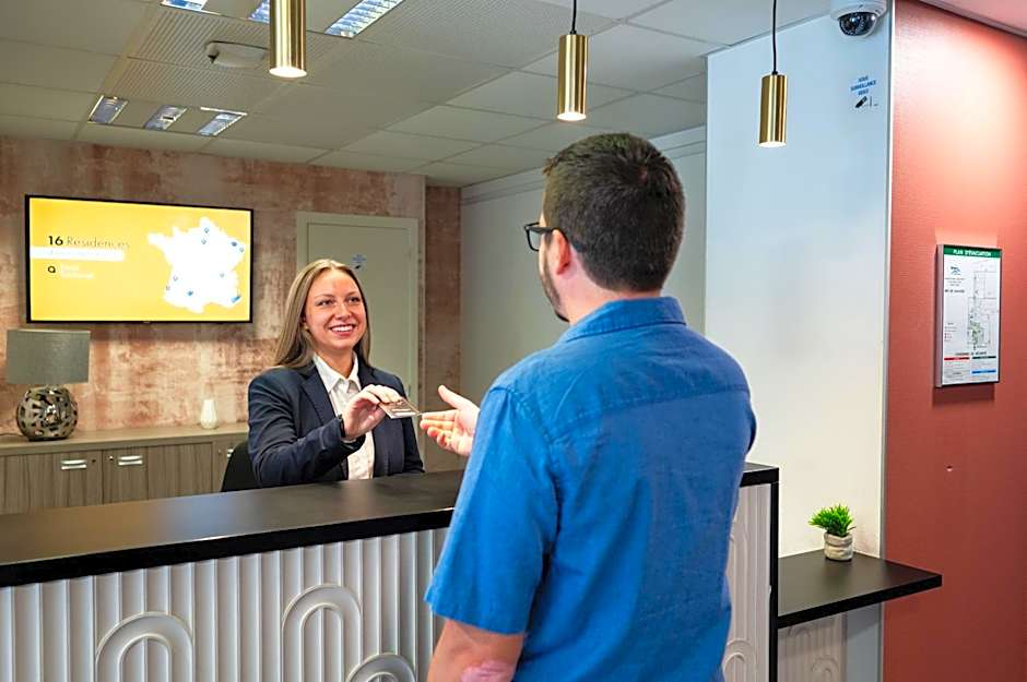 Nemea Appart Hotel Quai Victor Tours Centre