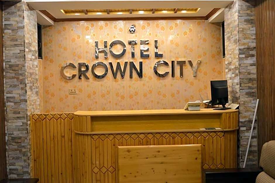 Hotel Crown City