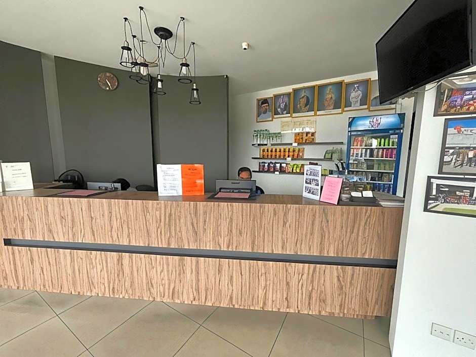 T Hotel Tandop