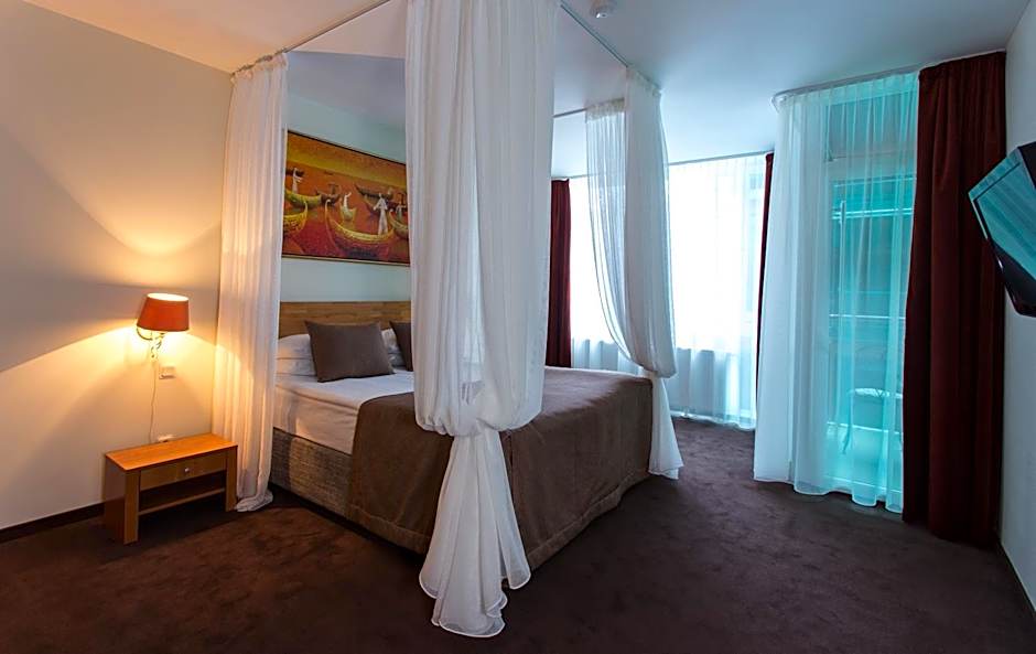 MEDEA Apartments by UPA