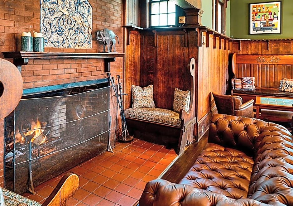 Apple Tree Inn