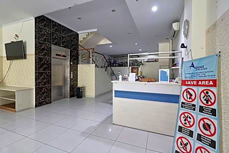 Aranis Hotel By Zuzu