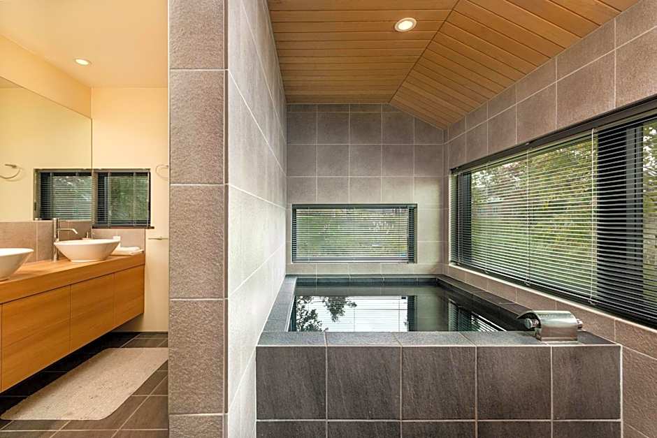 Tahoe Lodge by H2 Life