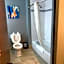 La Quinta Inn & Suites by Wyndham Louisville East