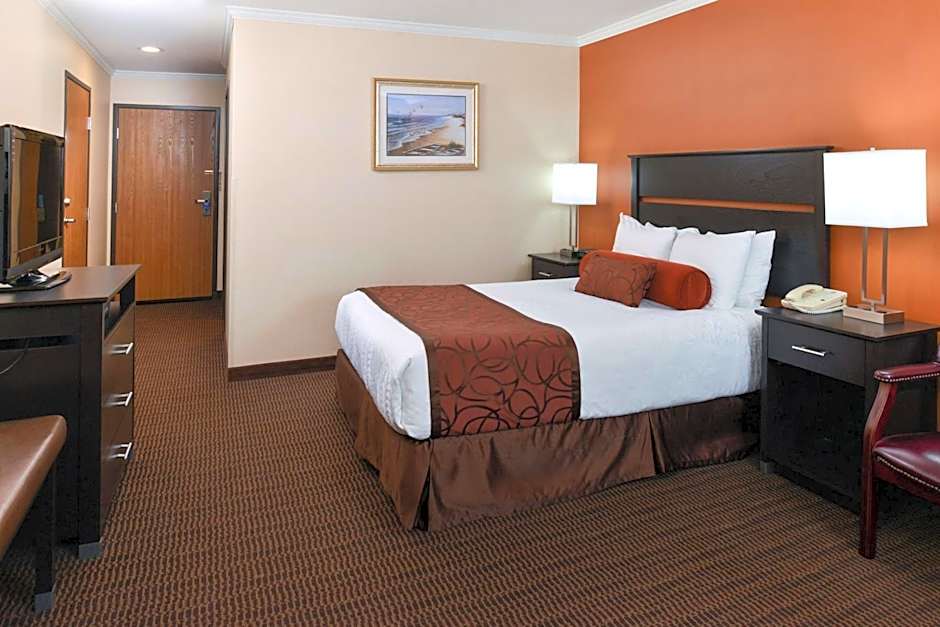 Best Western Plus Landmark Inn