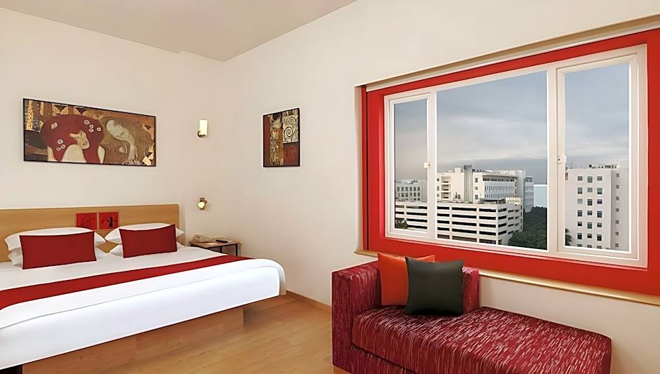 Red Fox by Lemon Tree Hotels, Hyderabad