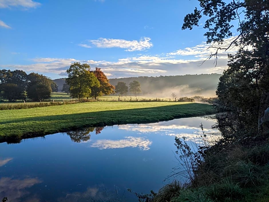 Sweeting's B & B Chailland