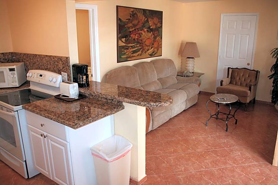 Lago Mar Motel and Apartments