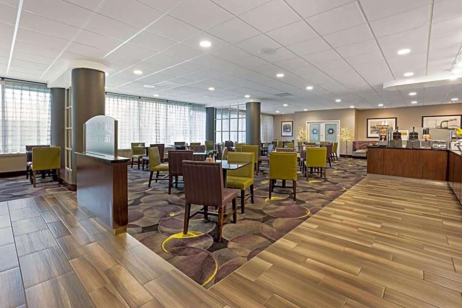 La Quinta Inn & Suites by Wyndham Tacoma Seattle