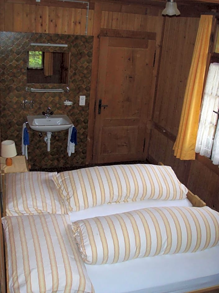 Hotel Posthaus Urigen