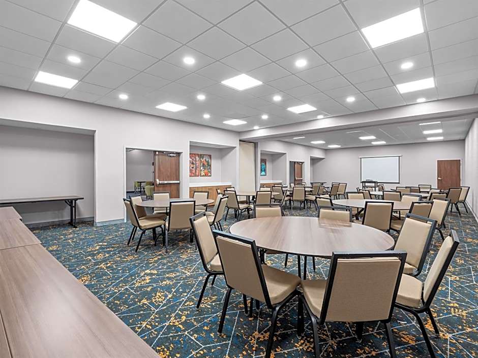 Hampton Inn & Suites East Lansing/Okemos