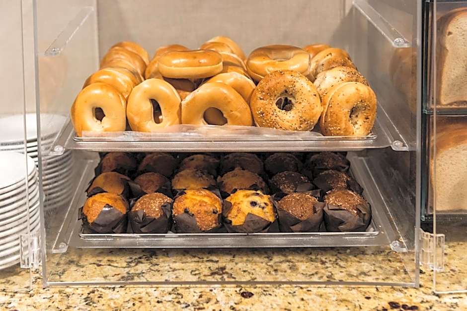 Crowne Plaza Newark Airport By IHG