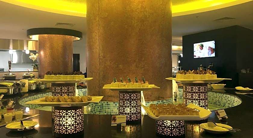 Golden Tulip Headington Ruwi