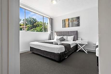 One bedroom King Suite with Sofa Bed (Not Pet Friendly)