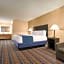 Super 8 by Wyndham Lindsay Olive Tree