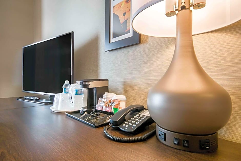 Comfort Inn & Suites Merritt