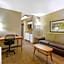 Studio 6 Extended Stay Findlay Tiffin Avenue OH