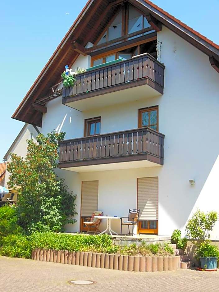 Hotel & Restaurant Zum Ochsen -Ox Distillery