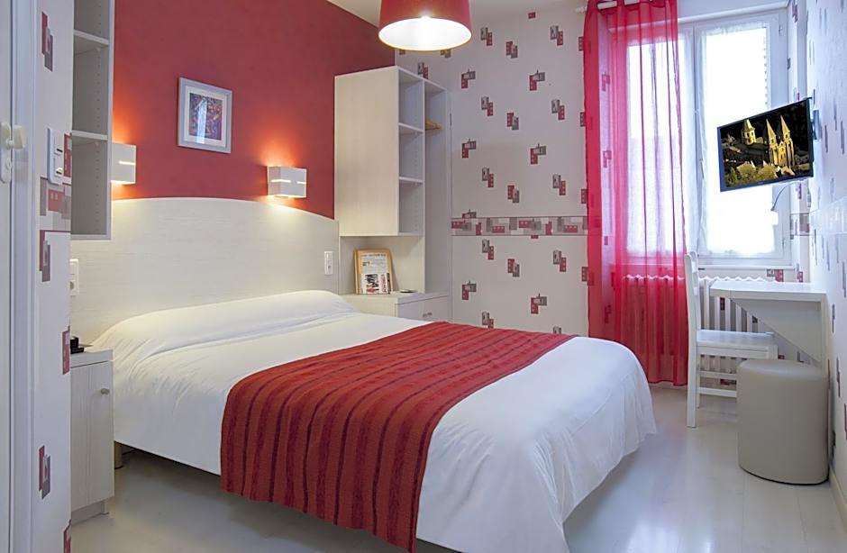 Logis Hôtel Restaurant Cazes Arazat