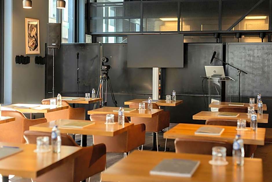 Moxy Brussels City Center