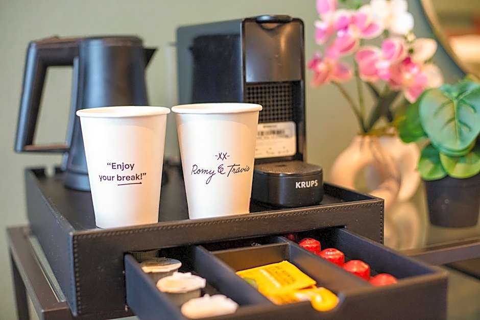 Gillis Eight Guest Rooms by Romy&Travis