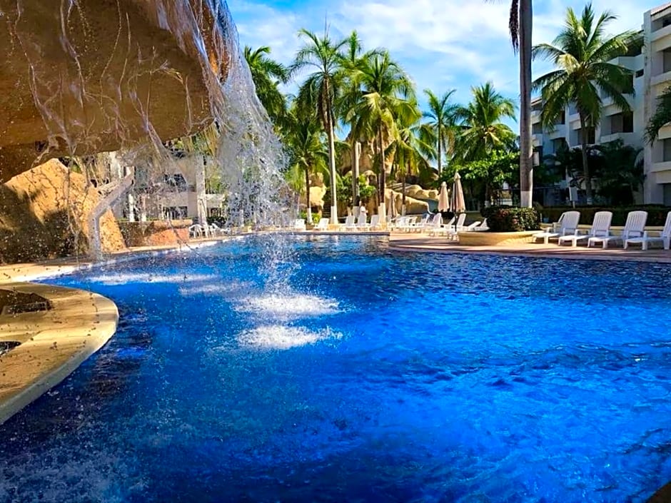 Ixtapa Palace