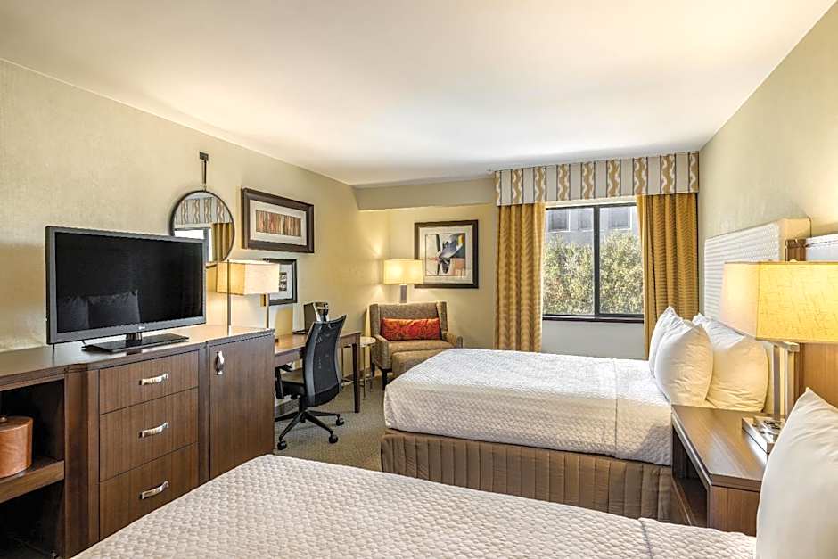 Photo 1 of 9 of 2 Double Beds, Pool View