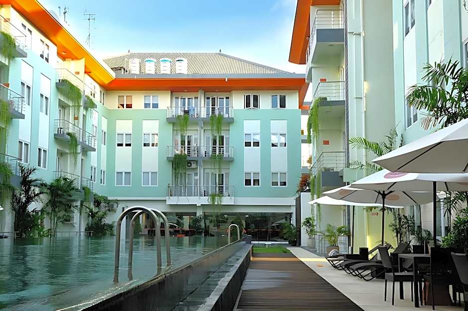 HARRIS Hotel & Residences Riverview Kuta, Bali