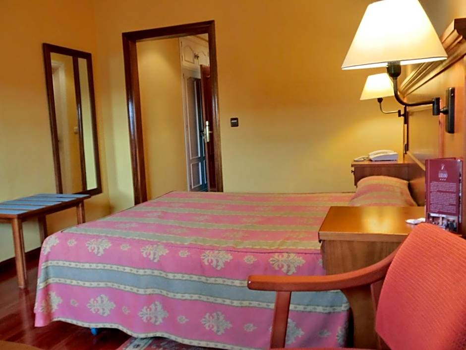 Photo 1 of 15 of 1 Double Bed or 2 Beds