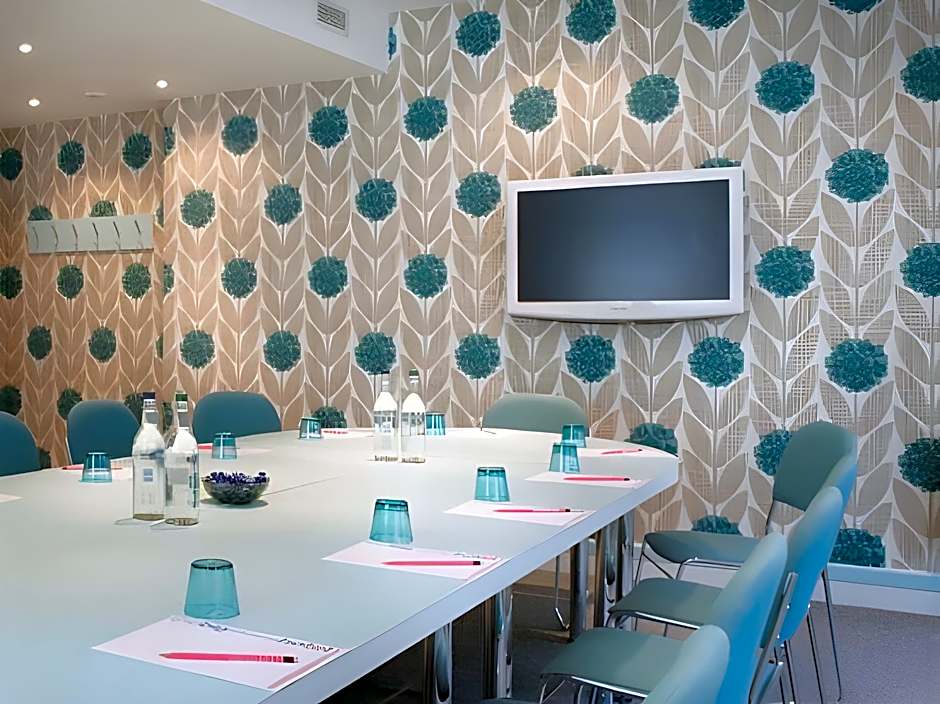 Citrus Hotel Cheltenham by Compass Hospitality