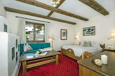 Double Room with Mountain View
