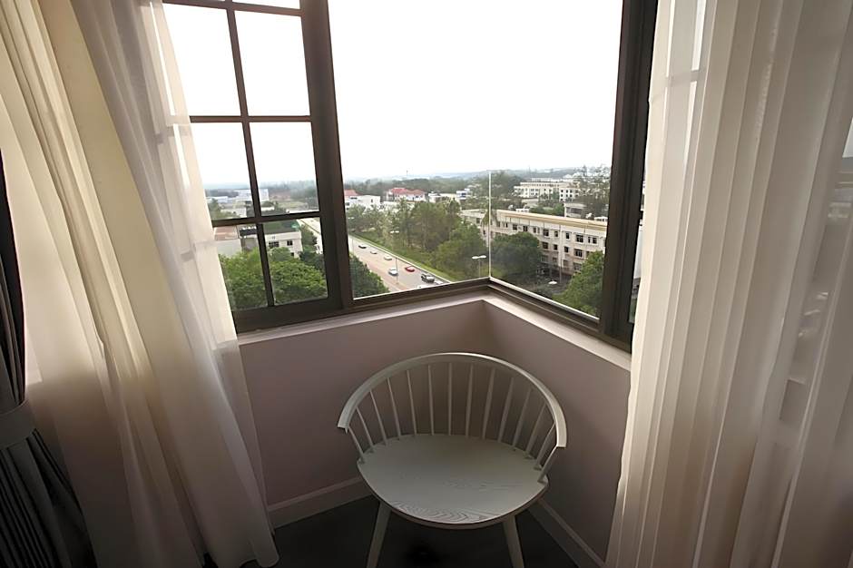 D Anggerek Service Apartment