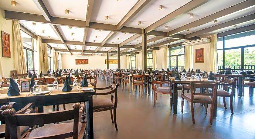 Oak Ray Regency Hotel