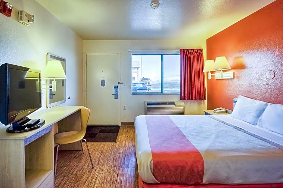 Motel 6-Pendleton, OR