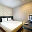 CREW EXPRESS Hotel