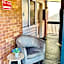 Downs Motel