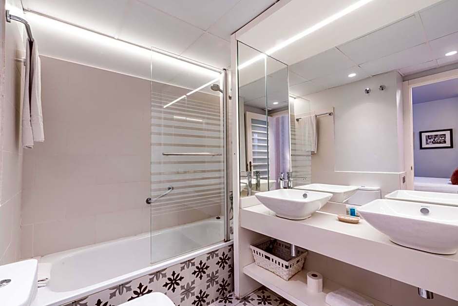 Serennia Fira Gran Via Exclusive Rooms
