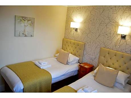 Double En-suite Twin or Single Room