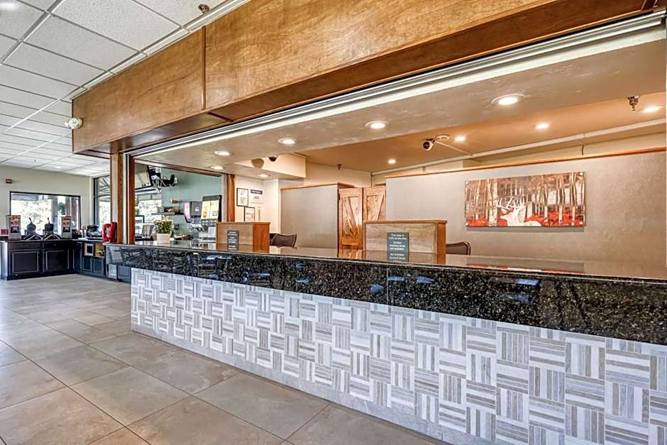 Best Western Alpenglo Lodge