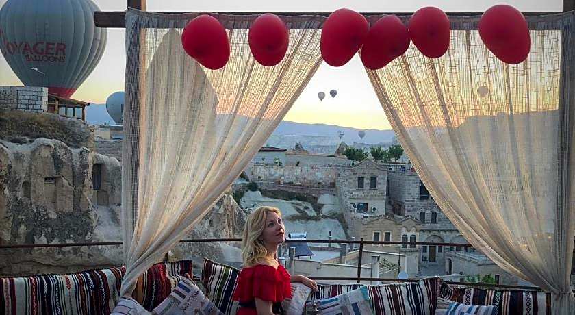 Antique Terrace Suites