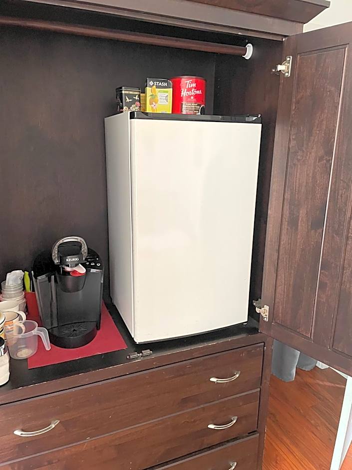 A Float Home B&B in Fisherman’s Wharf