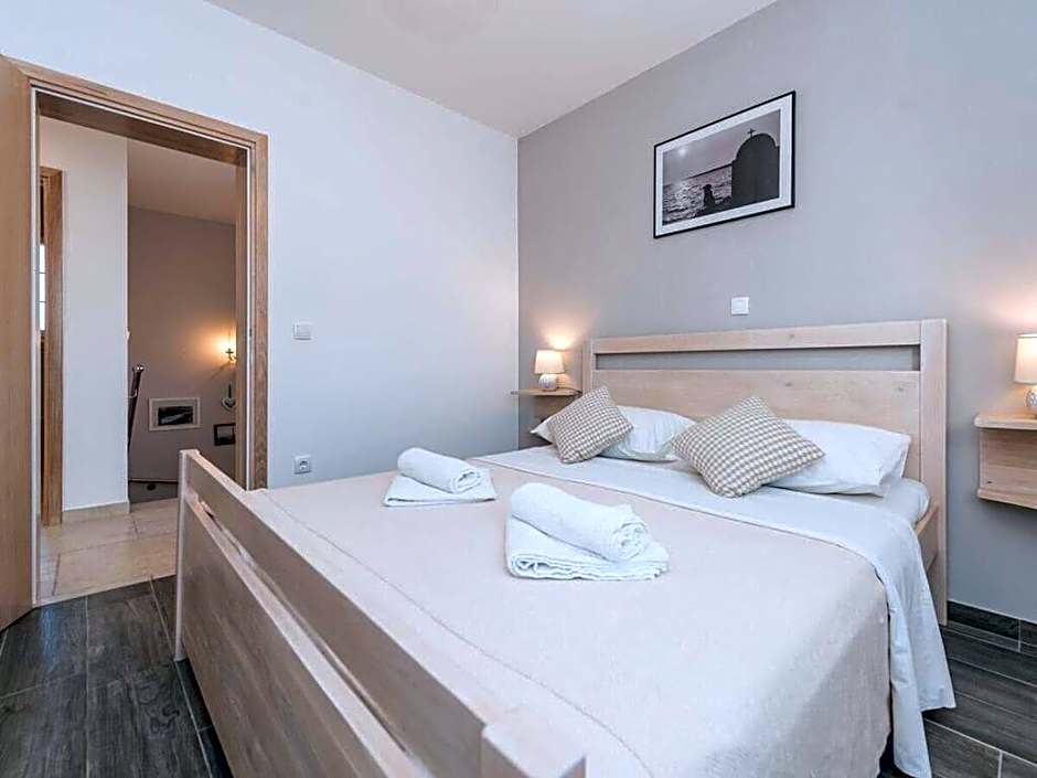 Villa Kirsten with heated pool, jacuzzi and sauna - by TA Leut Agency