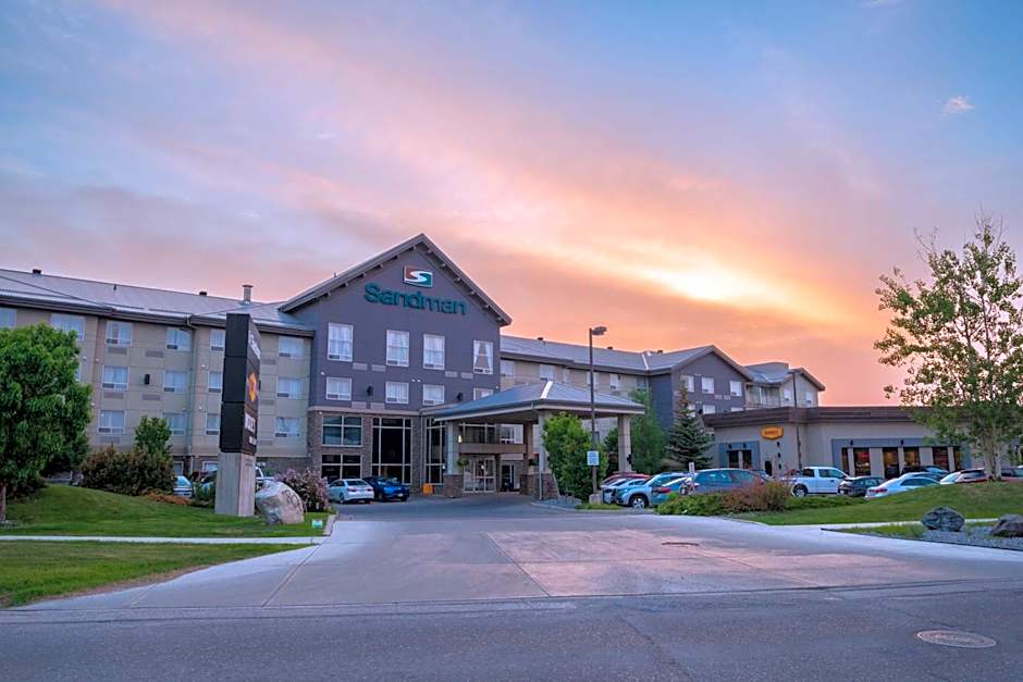 Sandman Hotel & Suites Calgary South