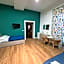 Vanzi Rooms