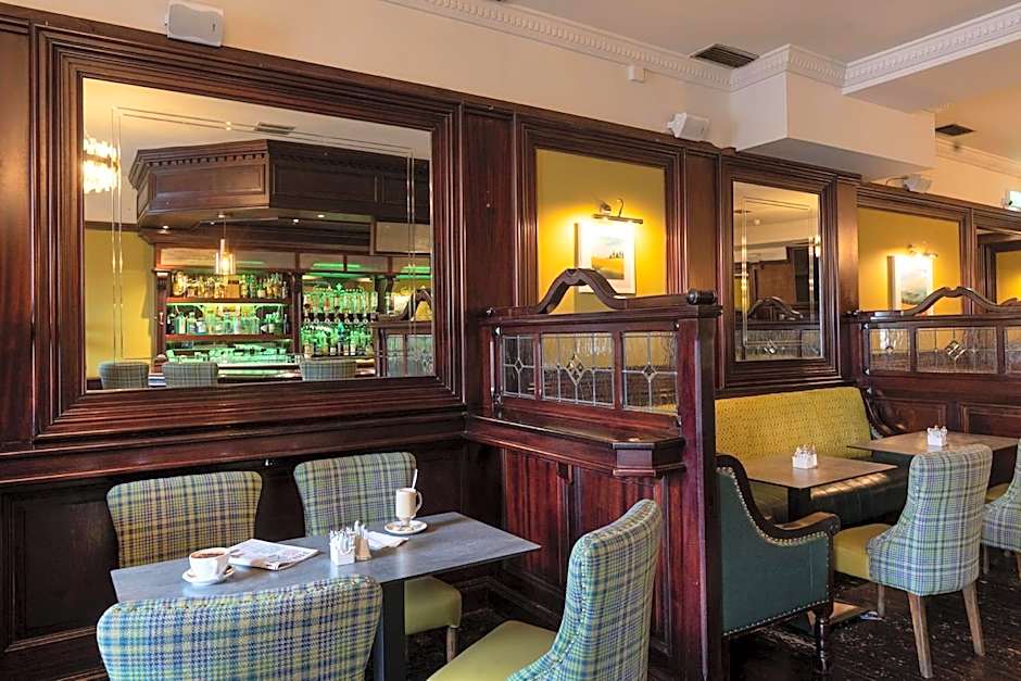 Cahir House Hotel