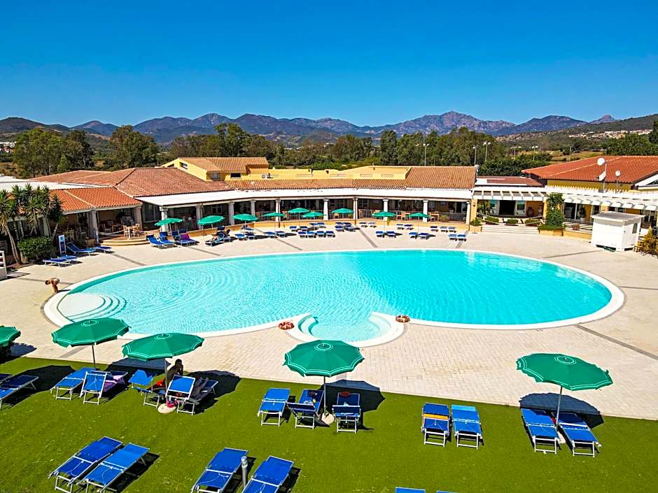Hotel Club & Village Cala Fiorita