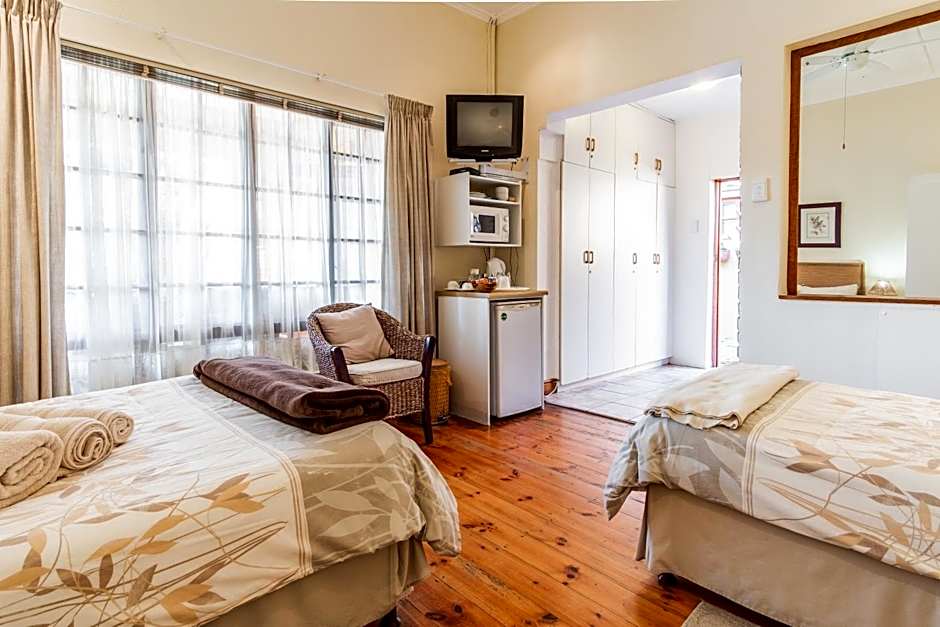 Treetops Guesthouse