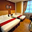 Eight Days Hotel Permas Jaya
