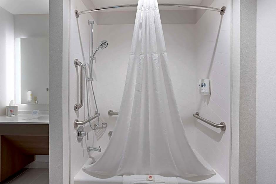 Comfort Inn & Suites Mountain Grove US-60